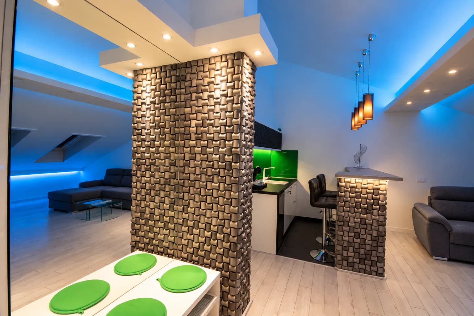 Domino 1 — apartment with a jacuzzi and sauna, Novi Beograd, Belgrade (photo 8 of 11)