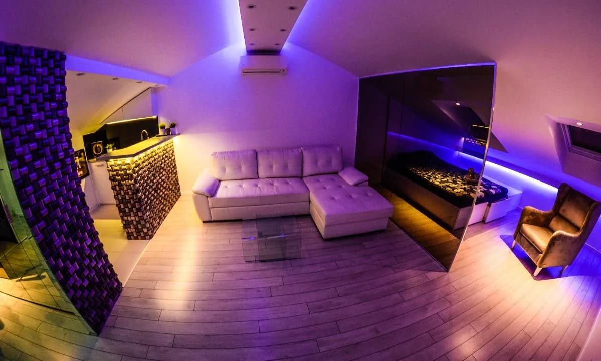 Domino 2 — apartman sa jacuzzijem i saunom, Novi Beograd, Beograd (slika 6 od 11)