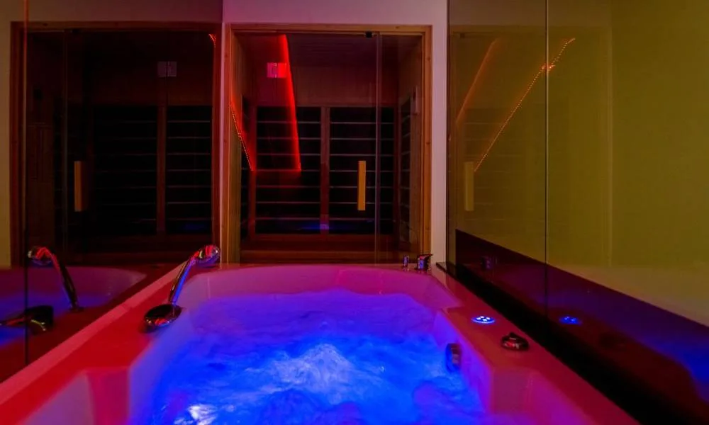 Boom 1 — апартаменты с джакузи и сауной, Novi Beograd, Белград (фото 7 из 16)