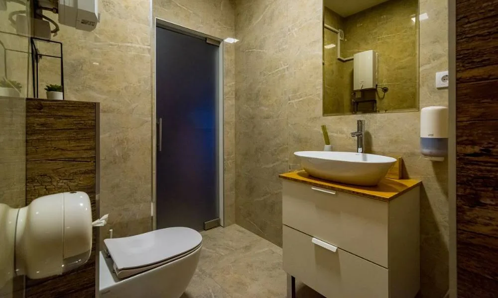 Boom 1 — апартаменты с джакузи и сауной, Novi Beograd, Белград (фото 15 из 16)
