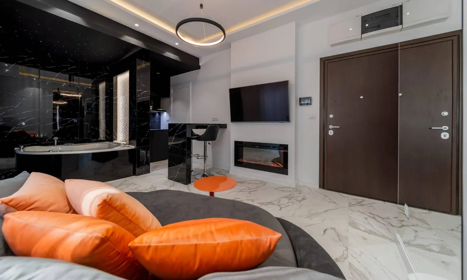 Bounce spa — apartman sa jacuzzijem i saunom, Vracar, Beograd (slika 6 od 13)