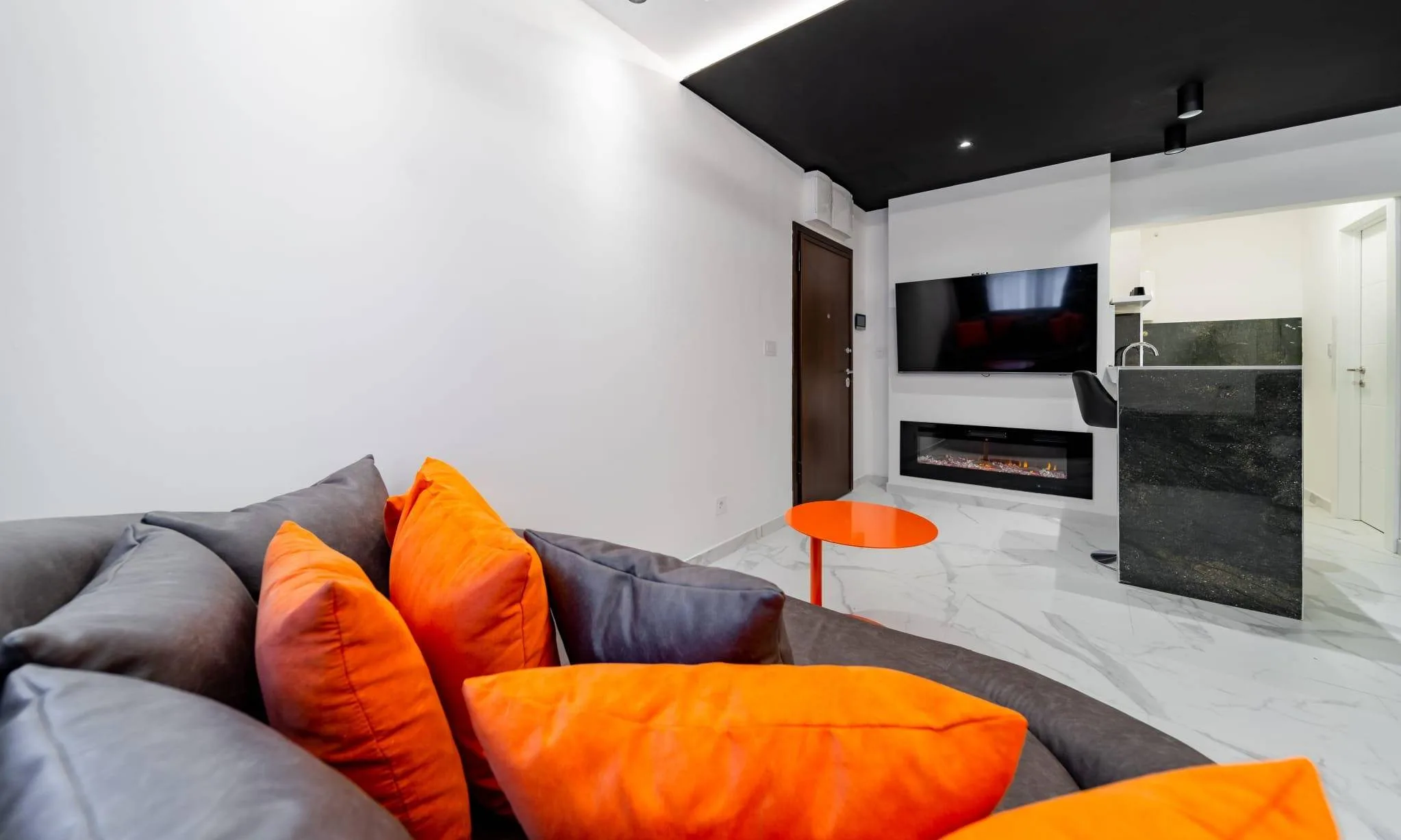 Dark nest 3 — apartman sa jacuzzijem, Zvezdara, Beograd (slika 11 od 18)